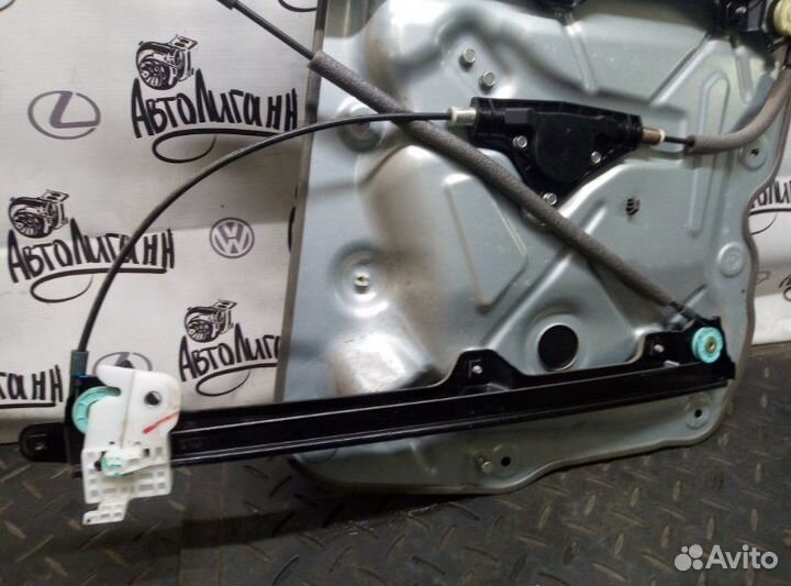 Стеклоподъемник передний правый Nissan X-Trail M9R