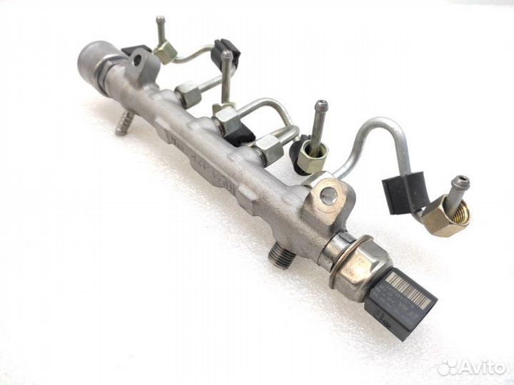 Топливная рейка (рампа) Volkswagen Tiguan 2 1.6D