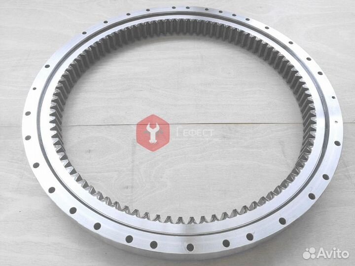 Опорно-поворотный круг Hitachi ZX350LC 9219138