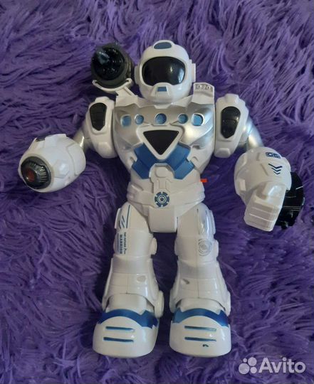 Робот игрушка