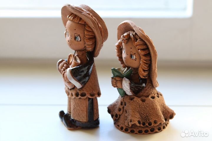 Фигурки девочка и мальчик