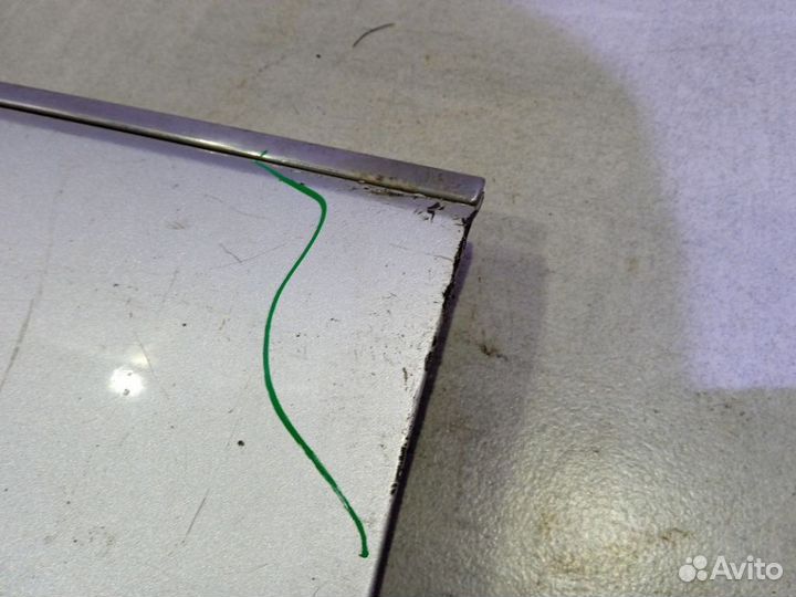 Накладка двери передней левой