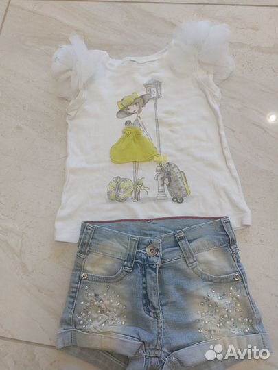 Джинсовые шорты и футболочки Фирменные