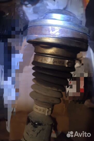 Привод правый VAG