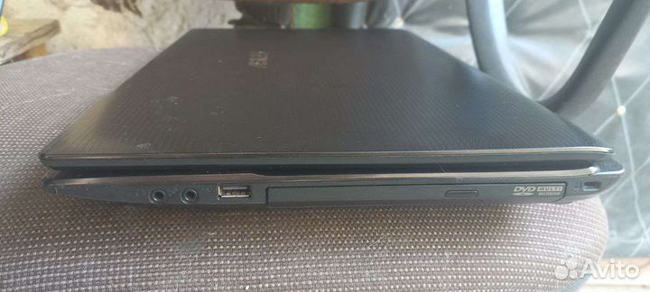 Ноутбук Asus x53u