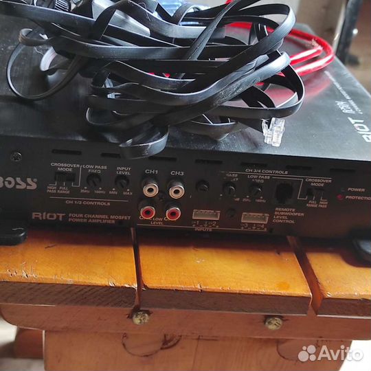 Усилитель boss adioдля авто