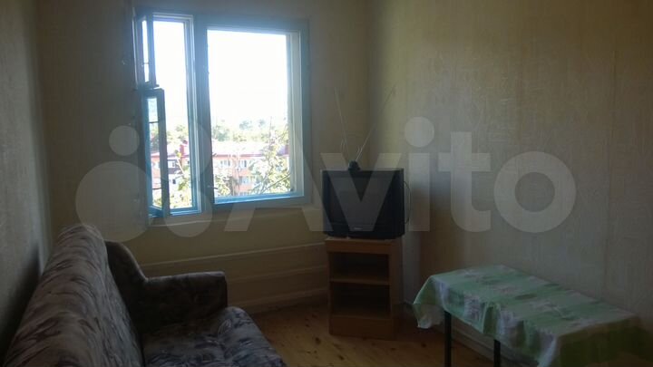 Комната 9 м² в 3-к., 1/2 эт.