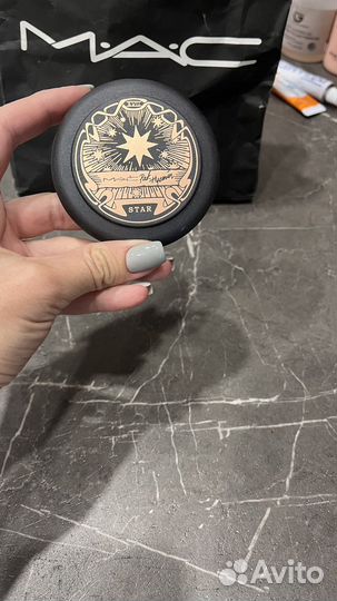 MAC спрей для лица с золотыми частицами