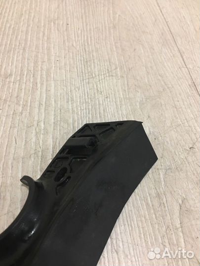 Брызговик Mercedes Benz S500L W220 M113.960 1999