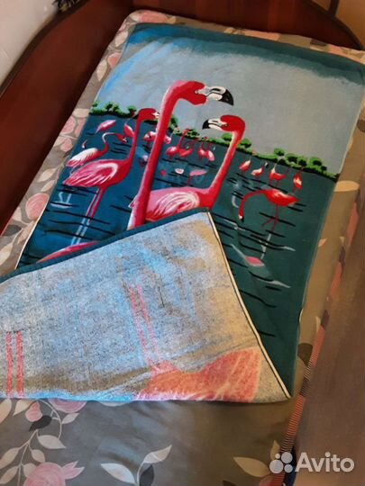 Полотенца, домашние, пляжные и универсальные