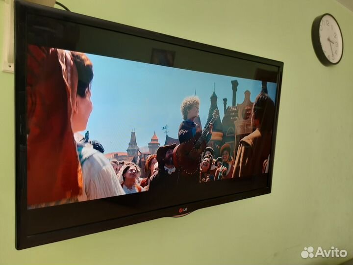 Телевизор LG 32LN540V