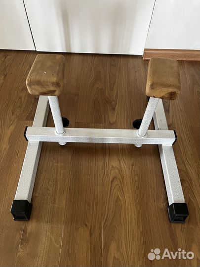 Стоялки акробатические