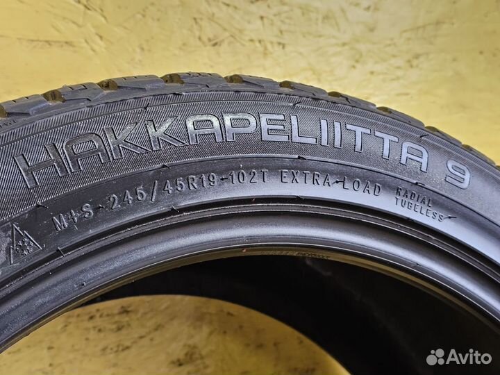 Nokian Tyres Hakkapeliitta 9 245/45 R19 102T