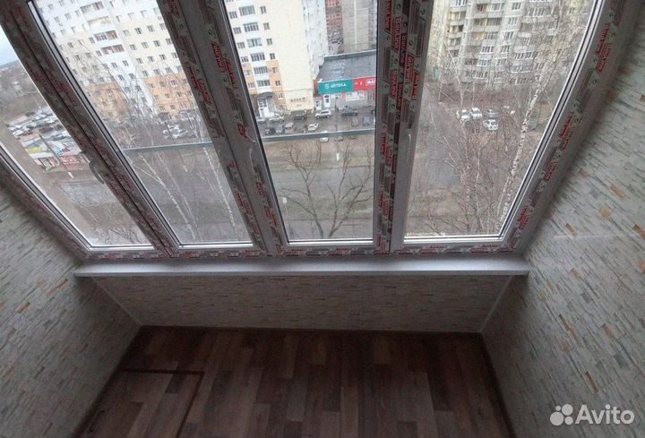 Остекление балкона под ключ