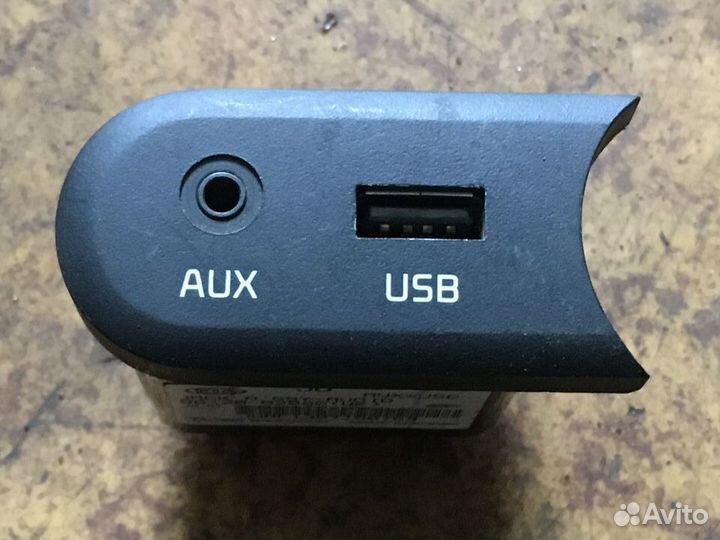 Разъём USB Kia Ceed 2