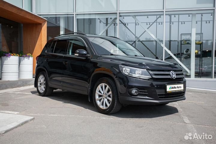 Volkswagen Tiguan 2.0 AT, 2015, 164 600 км