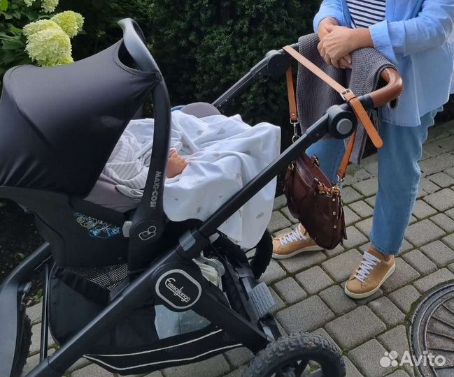 Автолюлька и база maxi-cosi для авто