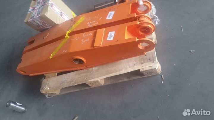 Коромысло погрузчика Амкодор 332/333/18