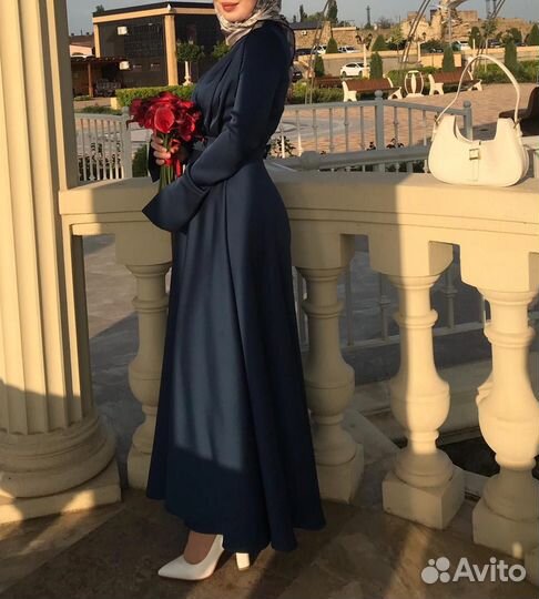 Вечернее платье