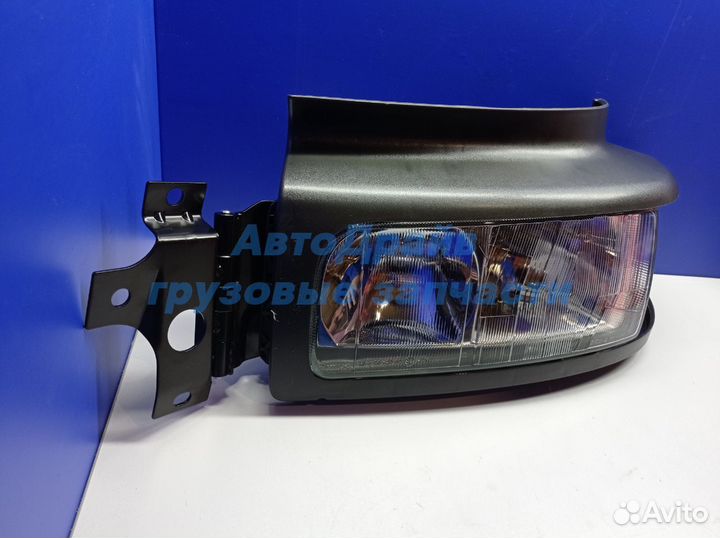 Фара левая Рено Премиум с электрорегулировкой