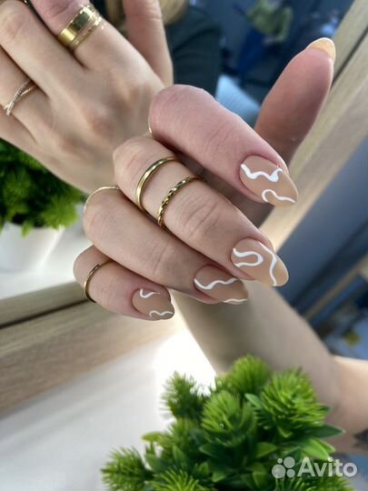 Маникюр с покрытием гель-лак