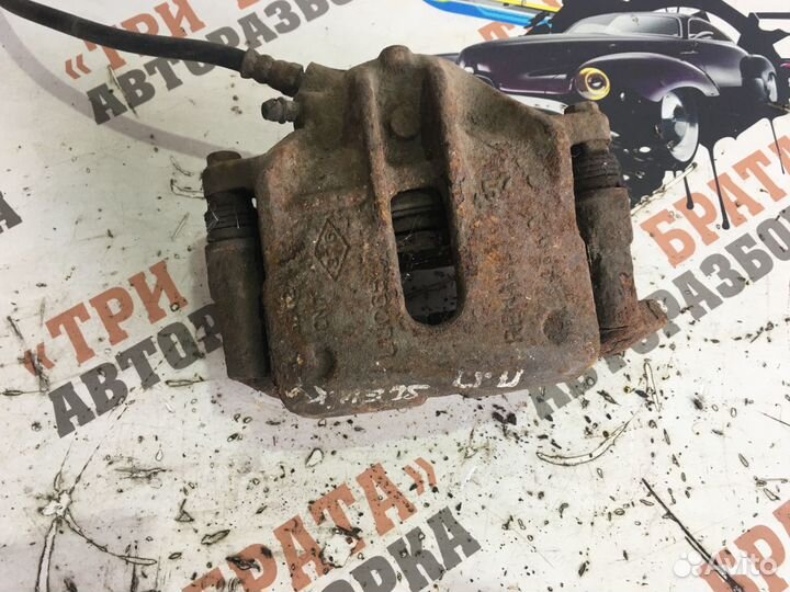 Рено Сценик Суппорт передний Прав