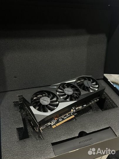 Видеокарта rx6800xt Gigabyte