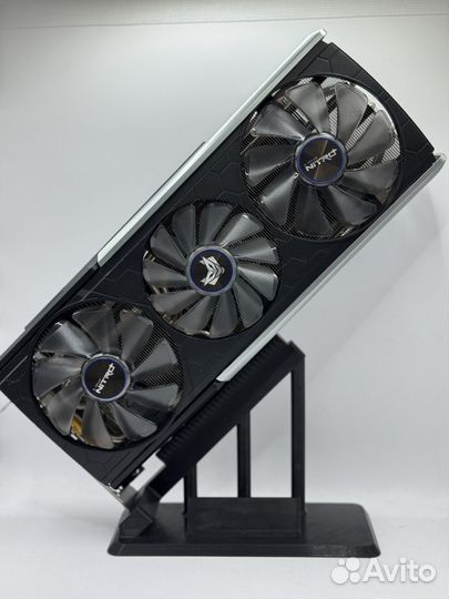 Sapphire nitro+ RX 5700XT SE 8G