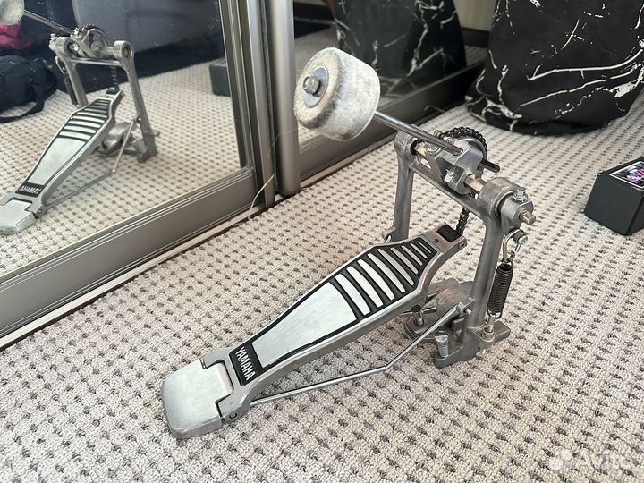 Педаль бас бочки yamaha