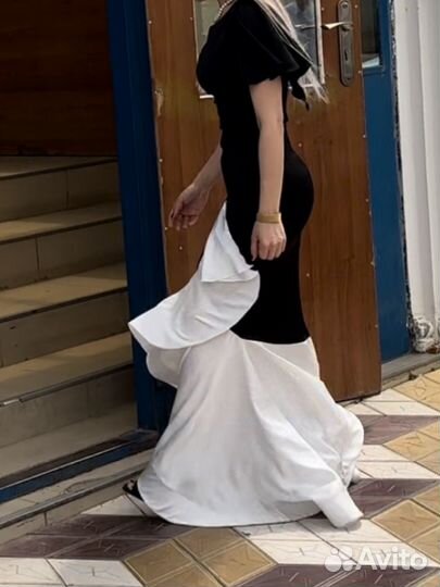 Нарядное платье