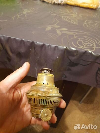 Старинная горелка от керосиновой лампы