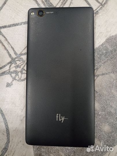 Смартфон Fly IQ453 Quad Luminor FHD