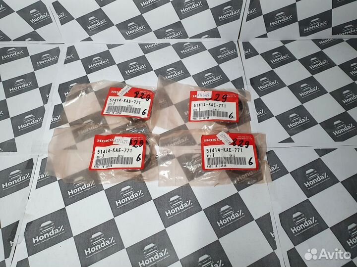 Направляющая втулка пера вилки, Honda