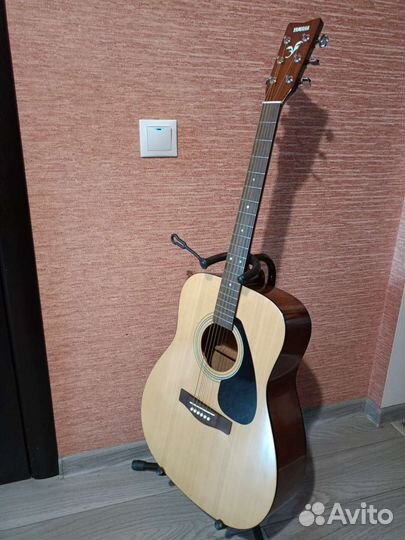Гитара Yamaha f310 с чехлом