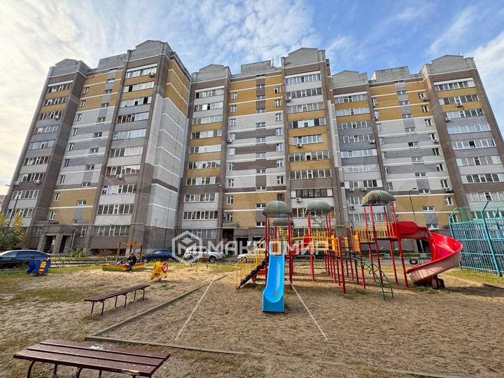 2-к. квартира, 52 м², 3/10 эт.