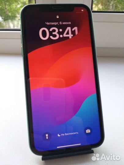 iPhone 11, 64 ГБ