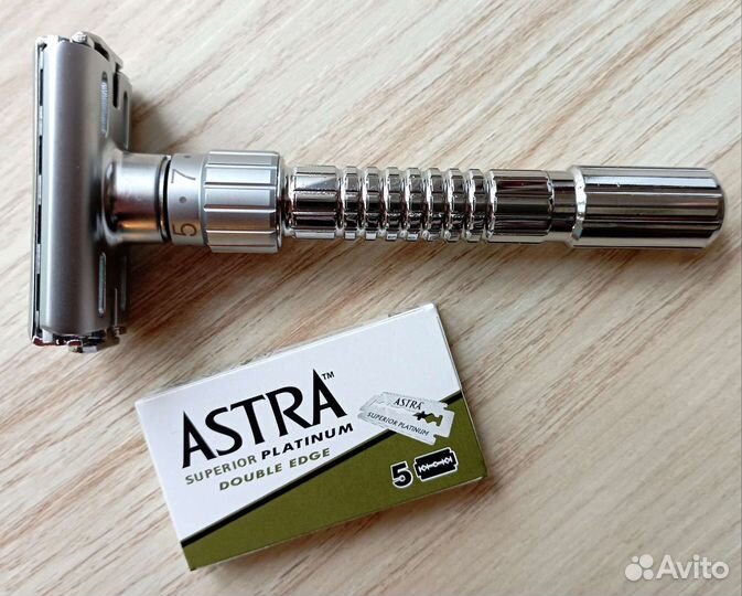 Регулируемый бритвенный станок (безопасная бритва)