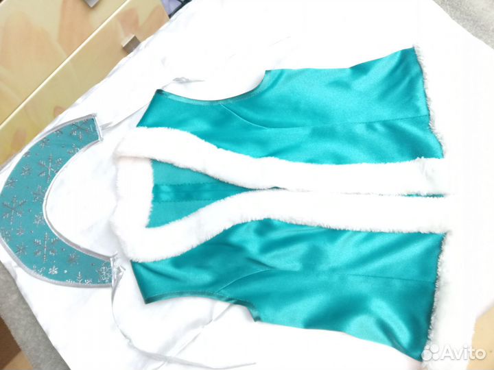 Аксессуары снегурочки