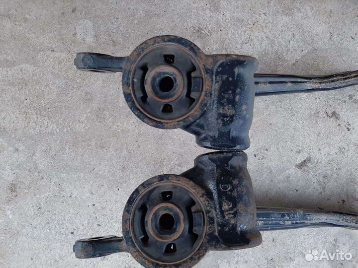 Передние рычаги Mazda CX5