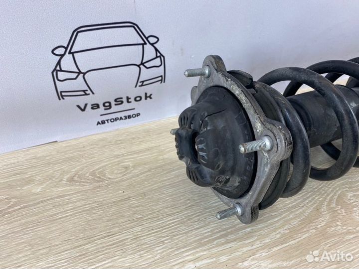 Стойка подвески передняя левая Audi A6 C7 3.0 CGW