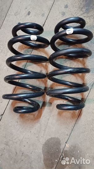Продам пружины задние ниссан икстреил т31