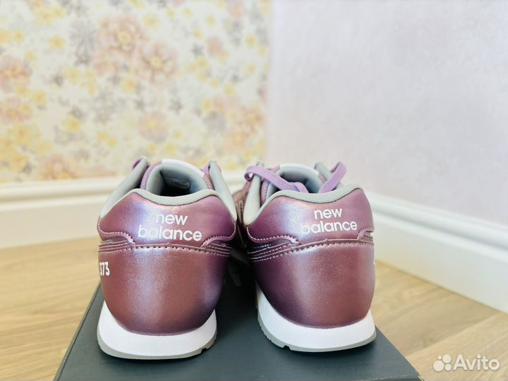 Кроссовки женские New Balance 373 оригинал новые