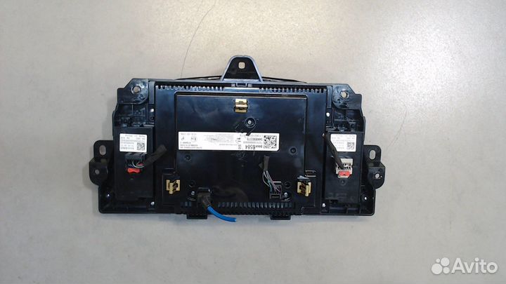 Дисплей компьютера Cadillac XT5, 2019