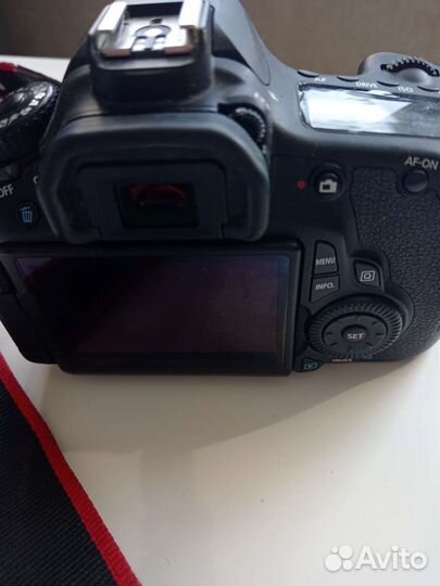 Зеркальный фотоаппарат canon 60d