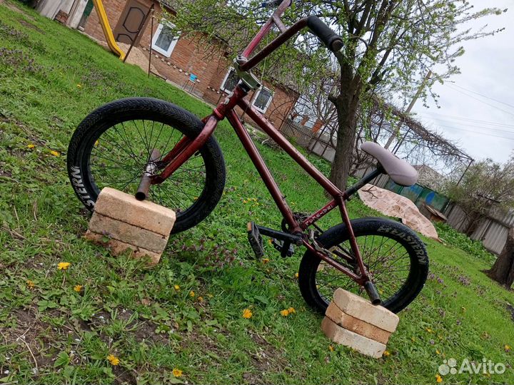 Трюковой велосипед bmx