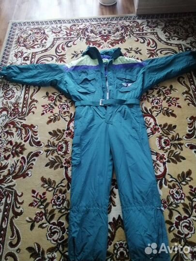 2 комбинезона зимние продам