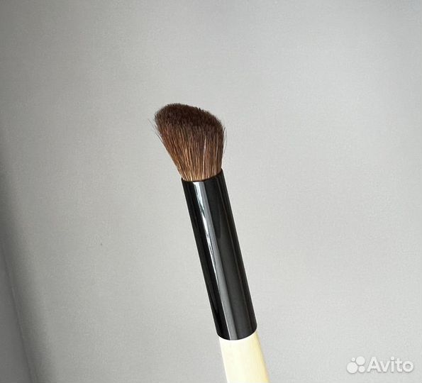 Кисти для макияжа Bobbi Brown Manly Pro MAC