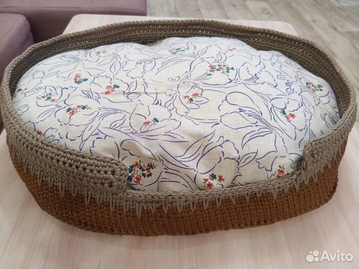 Лежанка для кошек и собак мелких пород