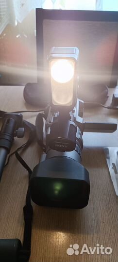 Видеокамера профессиональная sony DSR-VX2100E