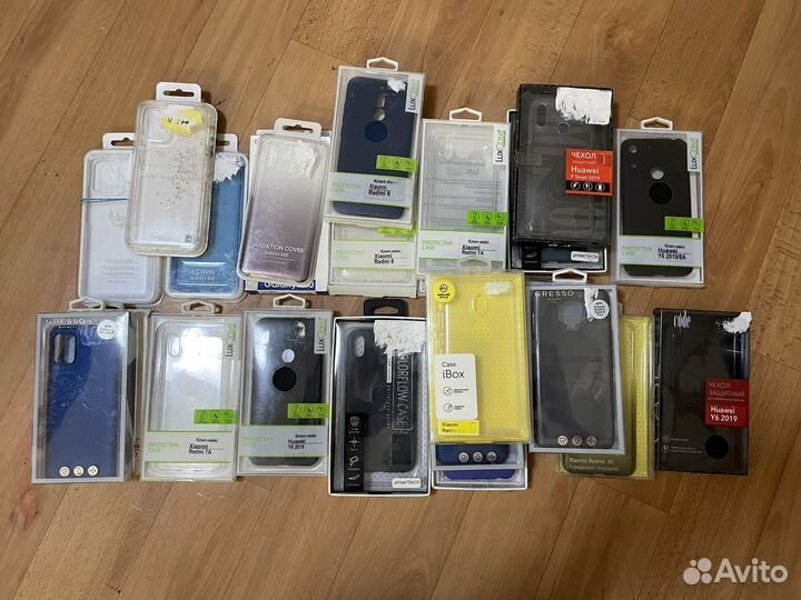 Чехлы на телефон
